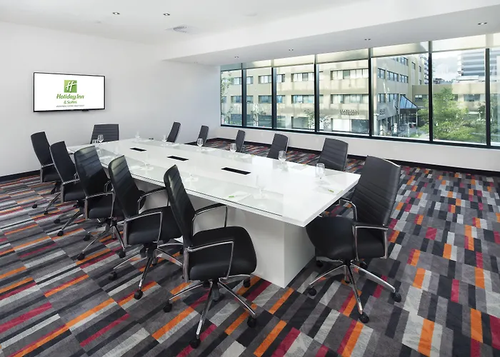Holiday Inn Hotel & Suites - Montreal Centre-Ville Ouest By Ihg